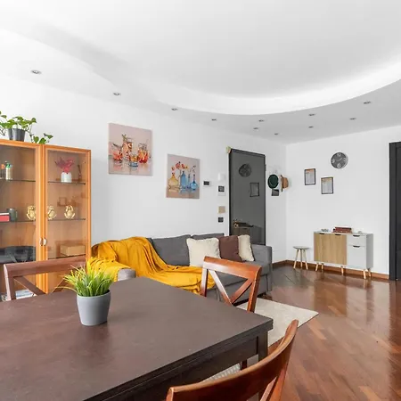 Ellebnb Busto - Mxp - Rho Fiera Con Wifi E Netflix Apartment
